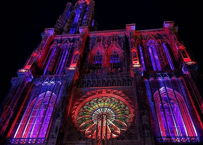 Strasbourg Centre Historique Acces Direct En Tram Et Aeroport *